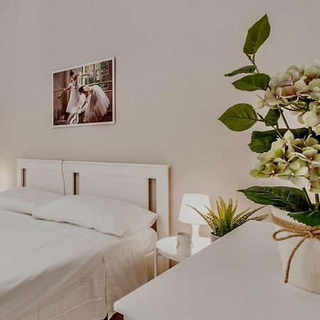 Domus Camilla Apartamento Roma Exterior foto